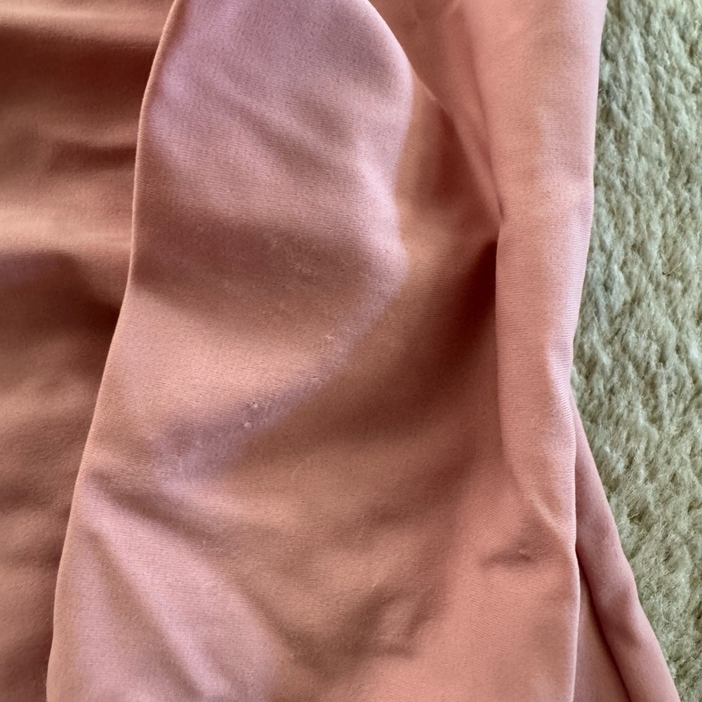 Minnow Unisex Rose Quartz Rashguard - Picture 3 of 4